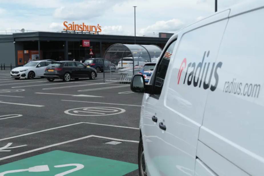 Radius Enhances UK EV Charging Access with Sainsbury’s Collaboration
